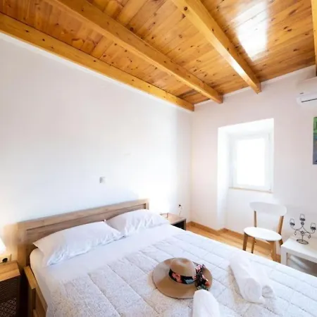 Costas Vlachos By Corfu Solutions * Mármaron